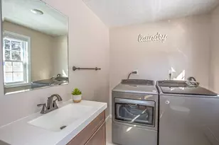 6 Brooklawn Rd, Wilbraham, MA 01095 - Photo 12