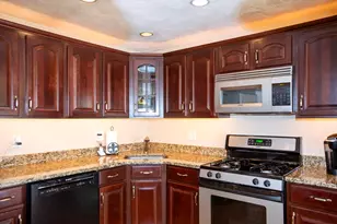 795 Old Warren Rd, Swansea, MA 02777 - Photo 12