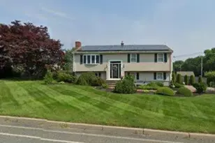 795 Old Warren Rd, Swansea, MA 02777 - Photo 2