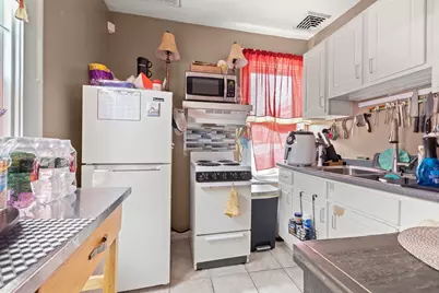 928 Middle St, Fall River, MA 02721 - Photo 12