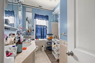 928 Middle St, Fall River, MA 02721 - Photo 10