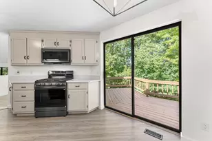 12 Perkins Ct, Haverhill, MA 01832 - Photo 10