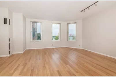 492 Beacon Street #42, Boston, MA 02115 - Photo 2