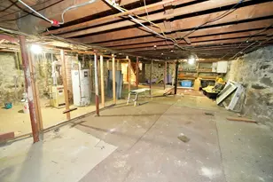 183 Farnham St, Lawrence, MA 01843 - Photo 28