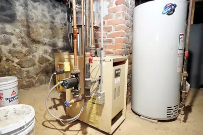 183 Farnham St, Lawrence, MA 01843 - Photo 30