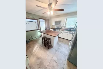 387 Southwick Street, Agawam, MA 01030 - Photo 12