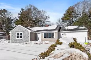 68 East St, Hanover, MA 02339 - Photo 2