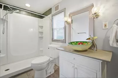 53 Fremont St #1, Springfield, MA 01105 - Photo 8