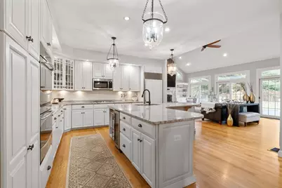 15 Homestead Dr, Medfield, MA 02052 - Photo 10