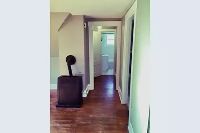 7 Oaklawn St #3, New Bedford, MA 02744 - Photo 4