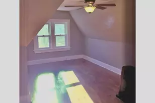 7 Oaklawn St, New Bedford, MA 02744 - Photo 6