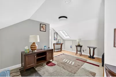 1027 Kenmore St, New Bedford, MA 02745 - Photo 12