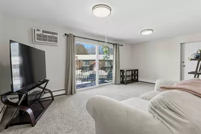 141 Essex #D6, Saugus, MA 01906 - Photo 4