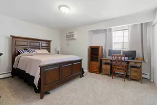 141 Essex, Saugus, MA 01906 - Photo 14