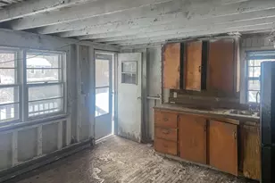 71 Charlton St, Oxford, MA 01540 - Photo 14