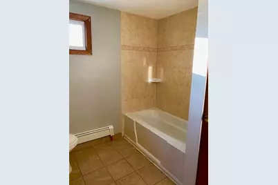 16 Oakdale St, Brockton, MA 02301 - Photo 10