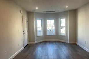 16 Wendell St, Lawrence, MA 01841 - Photo 4