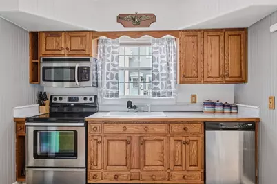 9 Old Market St, Rockland, MA 02370 - Photo 8