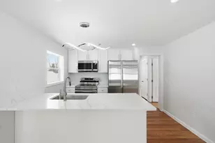 8 Sussex Ln, Worcester, MA 01602 - Photo 8