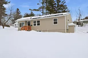 8 Sussex Ln, Worcester, MA 01602 - Photo 4