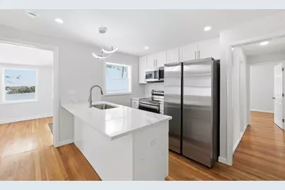 8 Sussex Ln, Worcester, MA 01602 - Photo 10