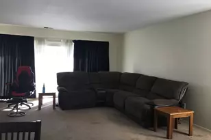 25 Nassau Dr, Springfield, MA 01129 - Photo 6