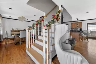 7 Bradley Ave, Somerset, MA 02725 - Photo 16