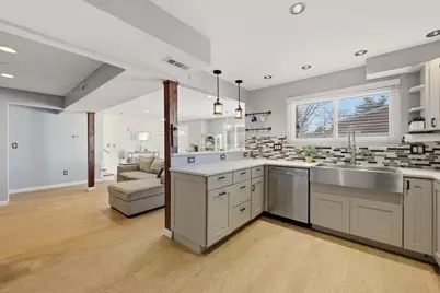 49 Elderwood Dr #49, Stoughton, MA 02072 - Photo 6
