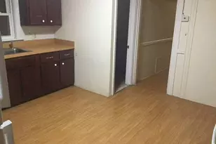 236 Cypress St, Brookline, MA 02445 - Photo 2