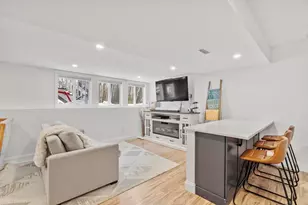 103 Keeneland Cir, Leominster, MA 01453 - Photo 34