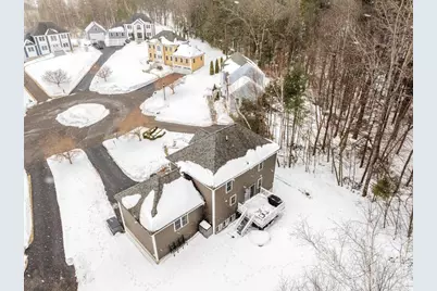 103 Keeneland Cir, Leominster, MA 01453 - Photo 2