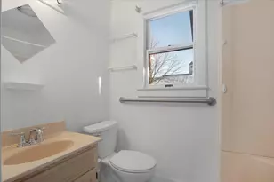 55 Louis St, Barnstable, MA 02601 - Photo 10