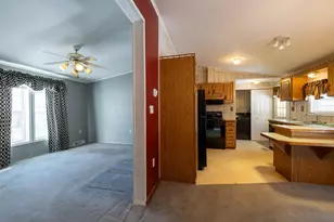 21 Fox Run, Brookfield, MA 01506 - Photo 18