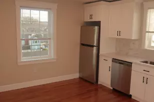 32 Newhall, Saugus, MA 01906 - Photo 2