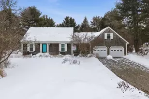 18 Wordell St, Rochester, MA 02770 - Photo 1