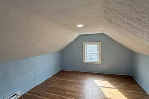 34 Garfield St, Taunton, MA 02780 - Photo 4