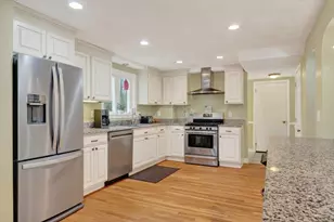 21 Fairbanks Rd, Chelmsford, MA 01824 - Photo 2