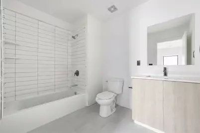 1035 Commonwealth Ave #404, Boston, MA 02215 - Photo 8