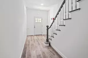 42 William St, Worcester, MA 01609 - Photo 2