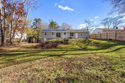 186 Bolton St, Springfield, MA 01129 - Photo 4