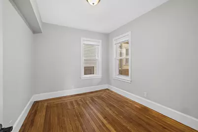 921-923 E Broadway #2, Boston, MA 02127 - Photo 10