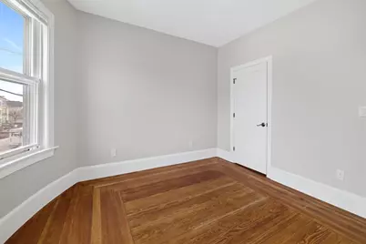 921-923 E Broadway #3, Boston, MA 02127 - Photo 6