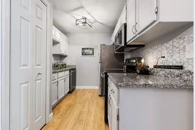 125 Heritage Dr #125, Northbridge, MA 01588 - Photo 6