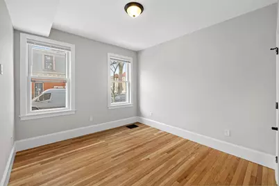 921-923 E Broadway #1, Boston, MA 02127 - Photo 6