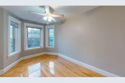 65 Burbank #21, Boston, MA 02115 - Photo 8