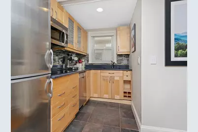 17 Sackville Street #2, Boston, MA 02129 - Photo 2