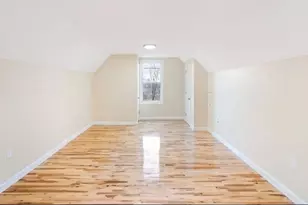 34 Hooper, Chelsea, MA 02150 - Photo 8