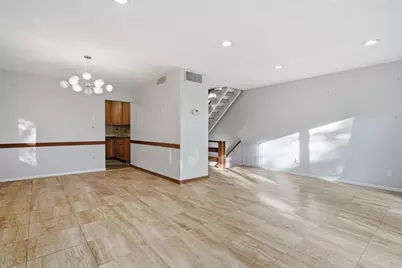 184 Rawson Rd, Brookline, MA 02445 - Photo 6
