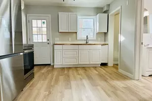 8 Oakdale Pl, Easthampton, MA 01027 - Photo 8