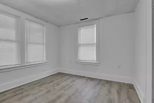 1397 Worcester St, Springfield, MA 01151 - Photo 12